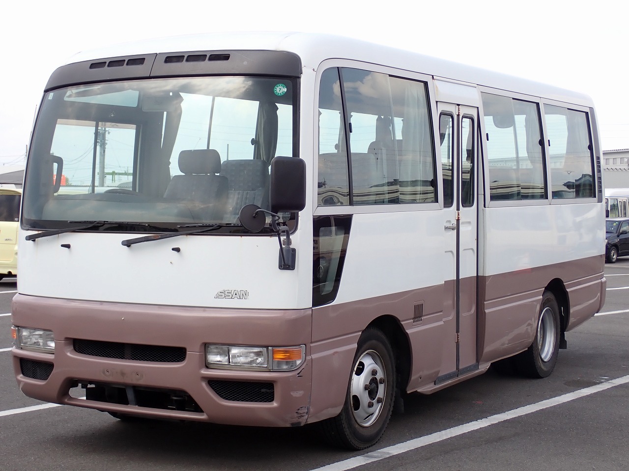 NISSAN Civilian Bus