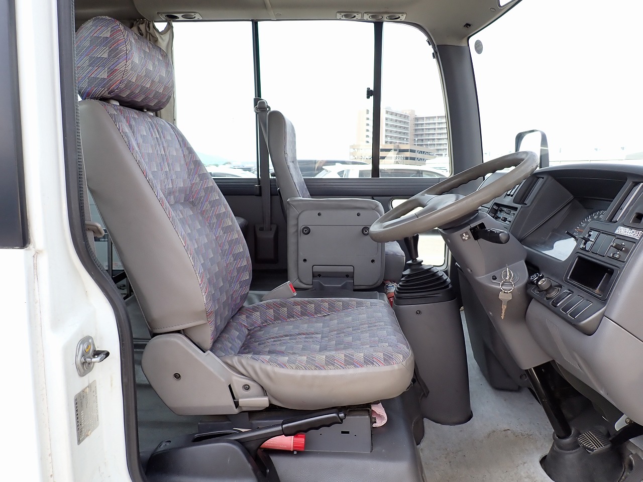 NISSAN Civilian Bus