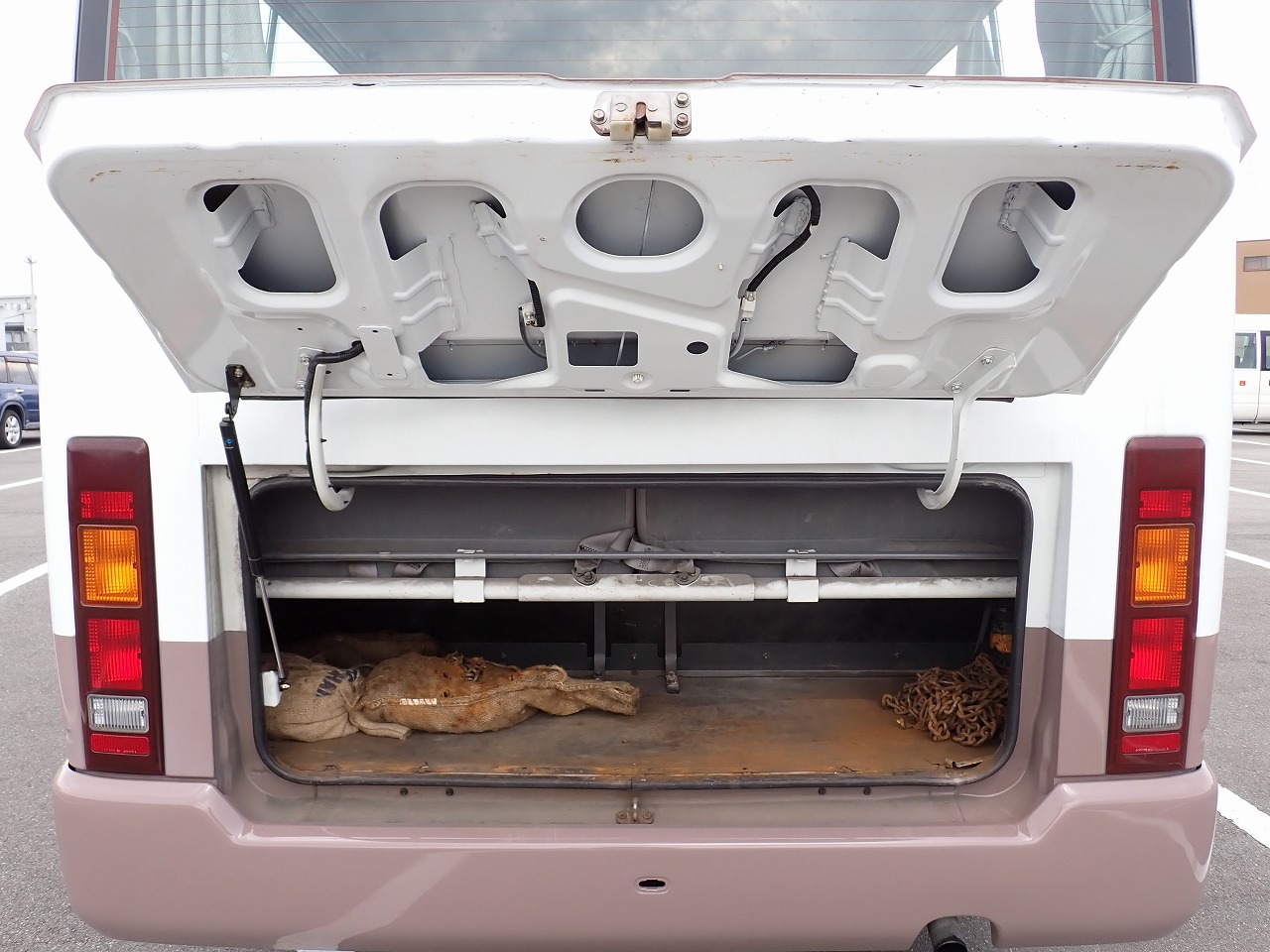 NISSAN Civilian Bus