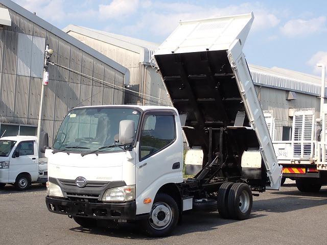 HINO Dutro