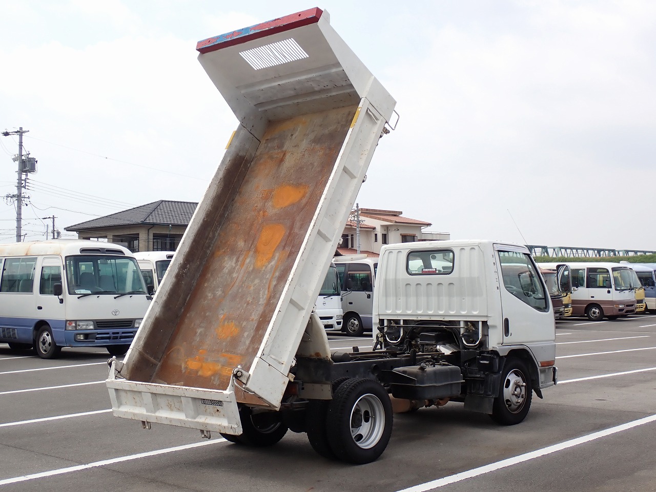 MITSUBISHI Canter