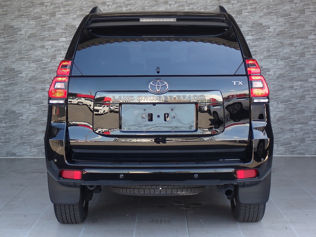 TOYOTA Land Cruiser Prado