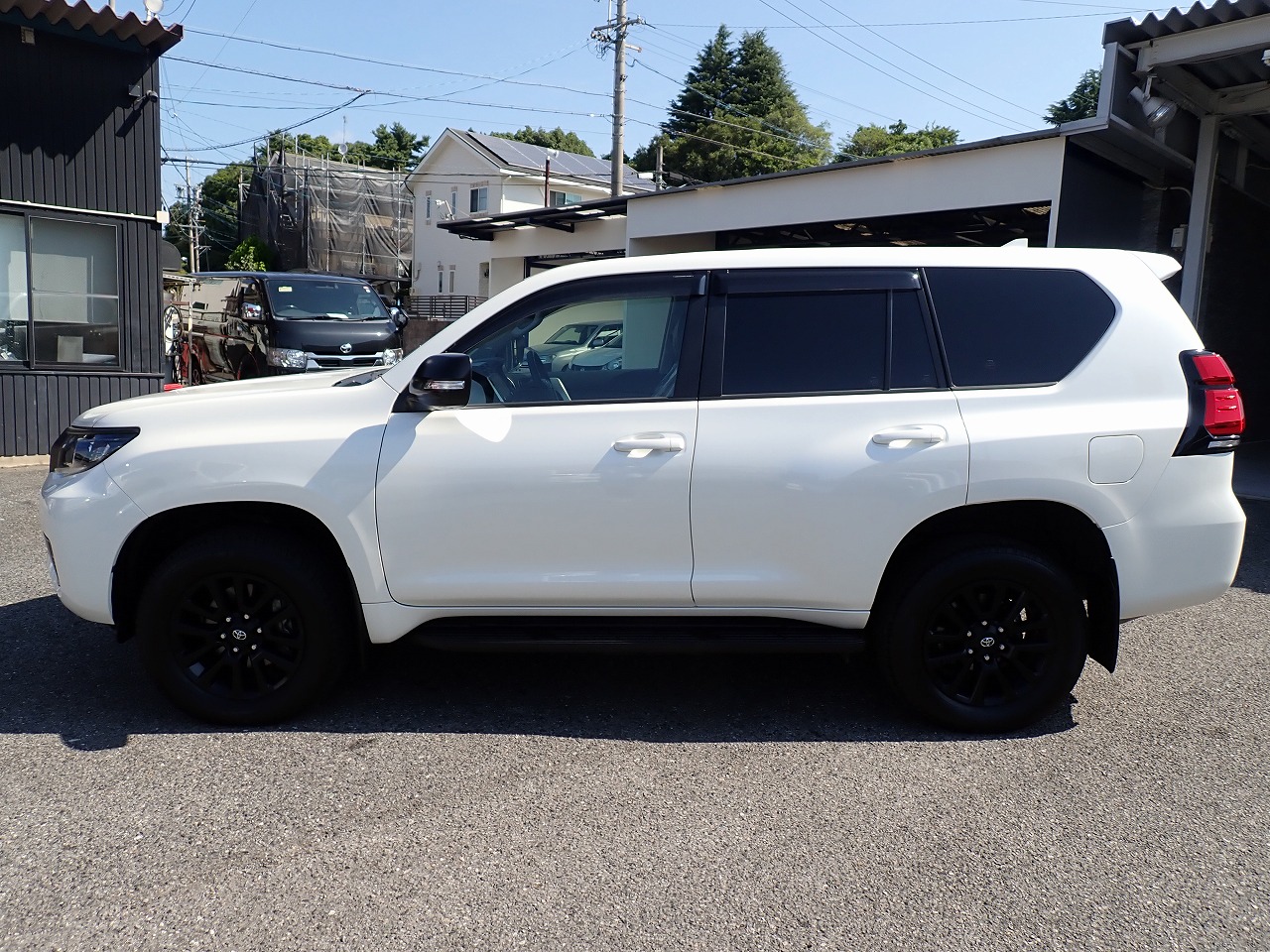 TOYOTA Land Cruiser Prado