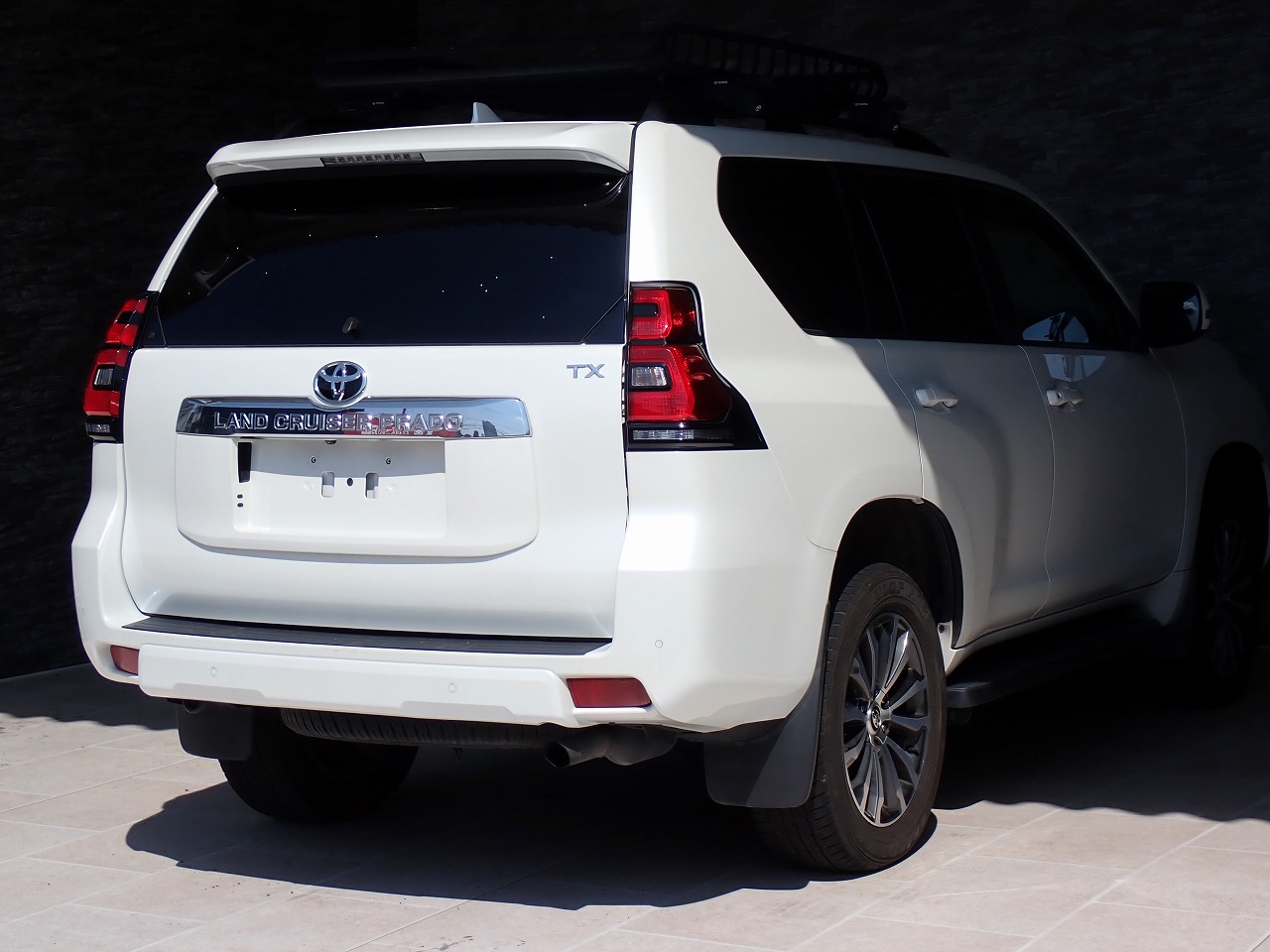 TOYOTA Land Cruiser Prado