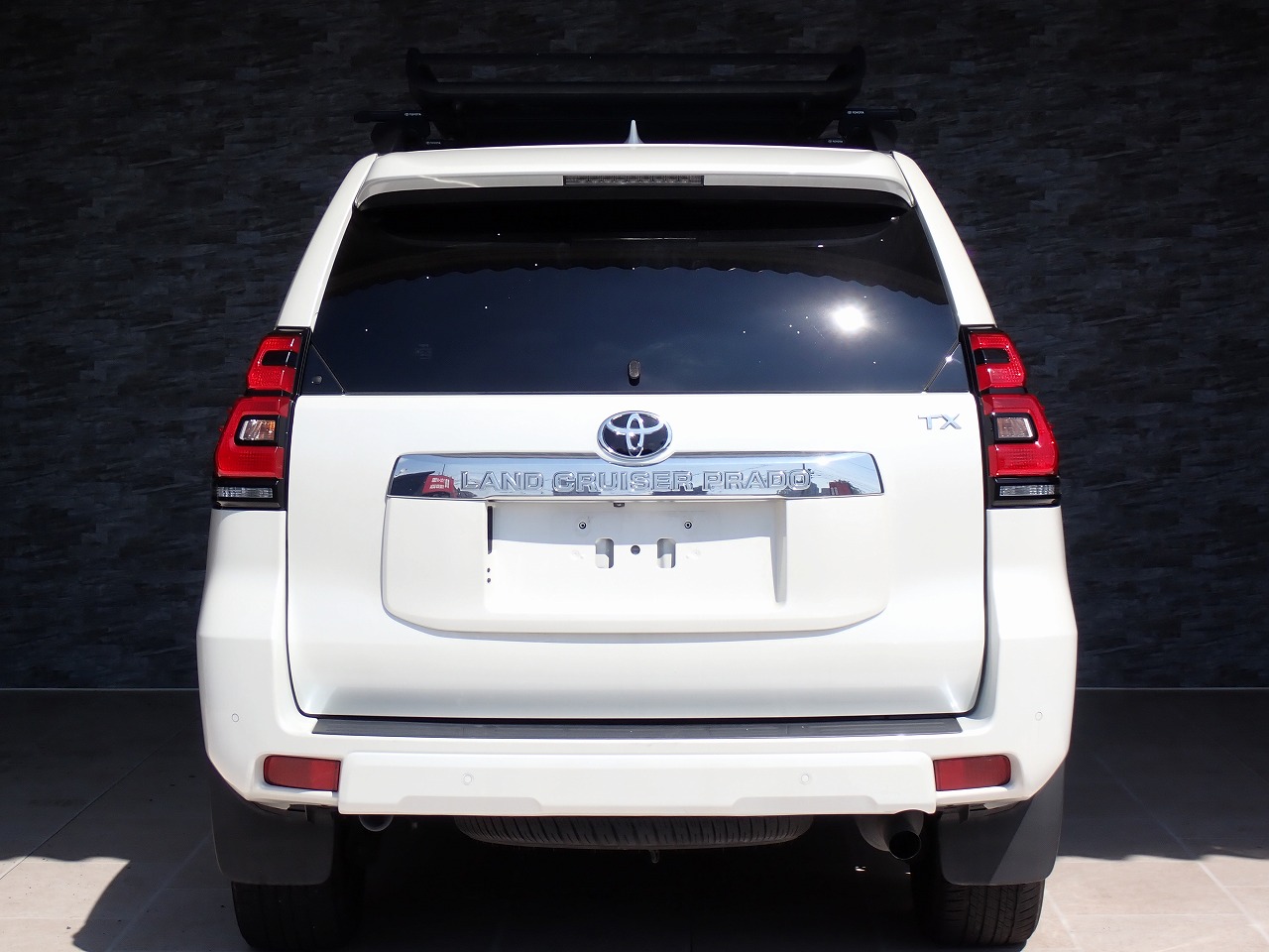 TOYOTA Land Cruiser Prado