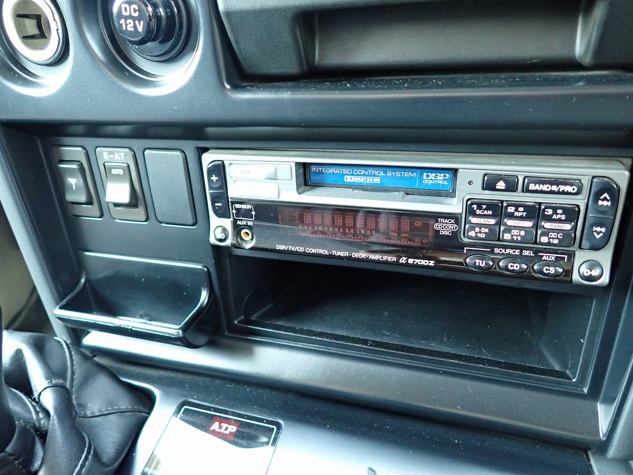 NISSAN Safari