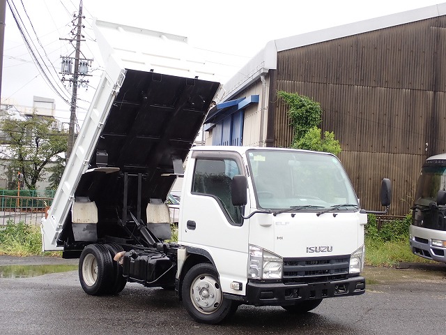 ISUZU Elf Truck