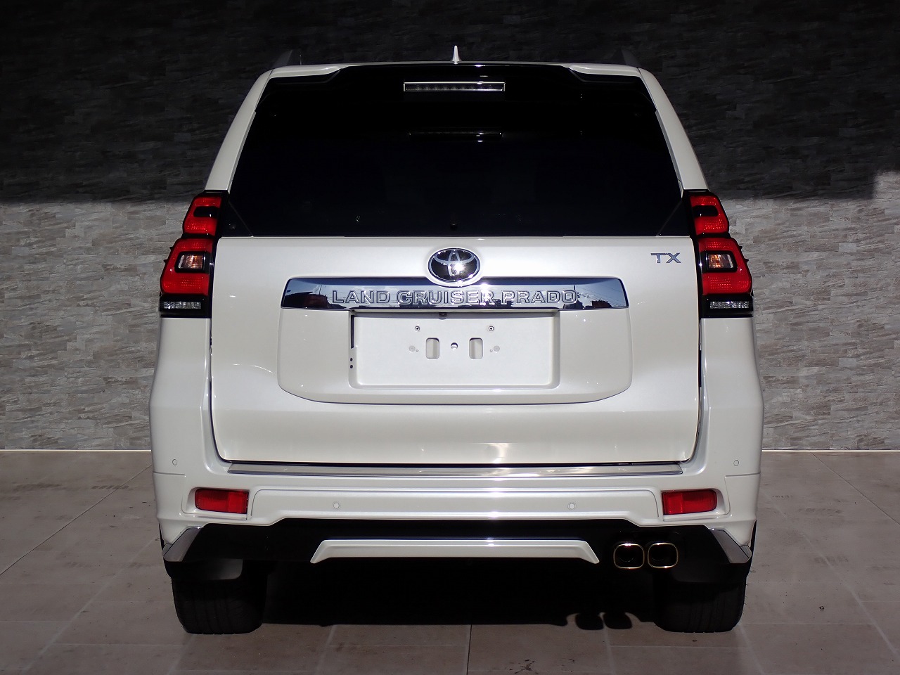 TOYOTA Land Cruiser Prado