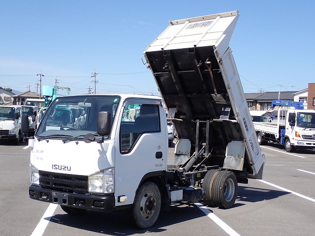 ISUZU Elf Truck