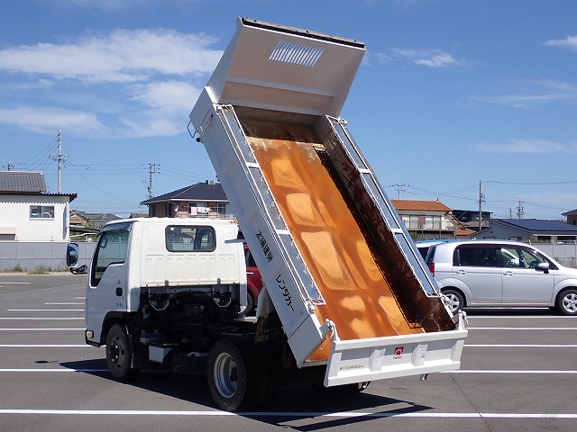 ISUZU Elf Truck