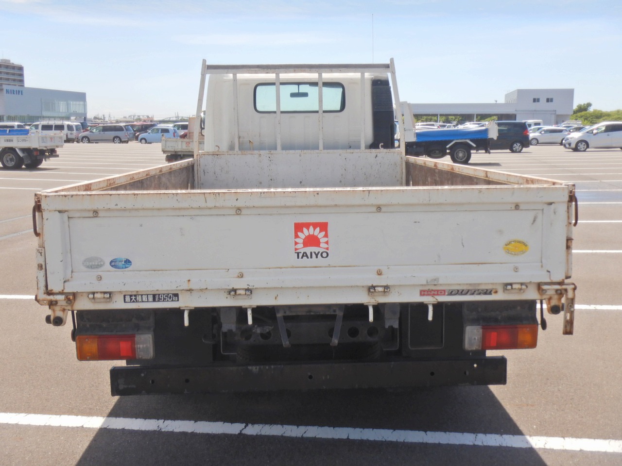 HINO Dutro