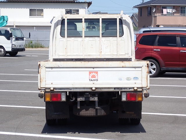 ISUZU Elf Truck