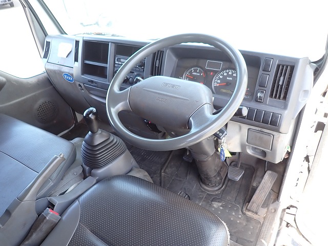 ISUZU Elf Truck