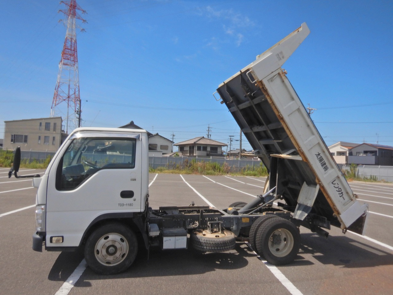 ISUZU Elf Truck