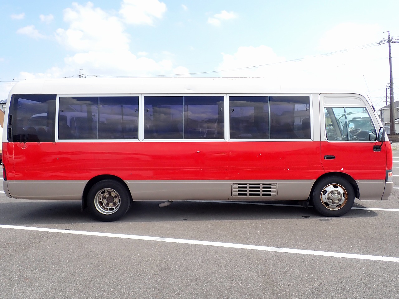 TOYOTA Coaster