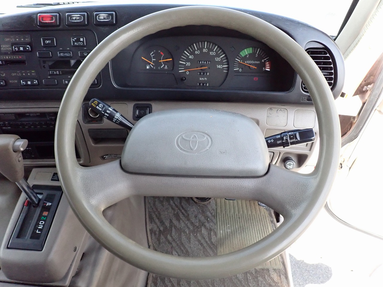 TOYOTA Coaster