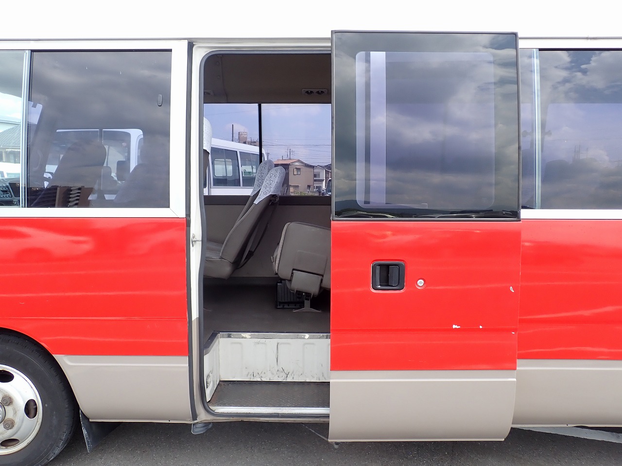 TOYOTA Coaster