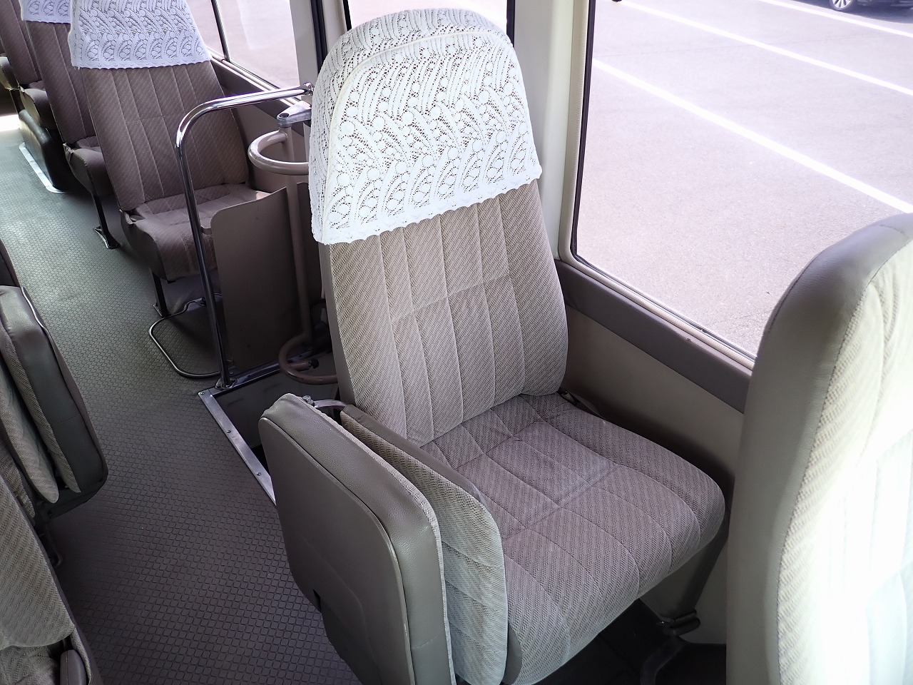 TOYOTA Coaster