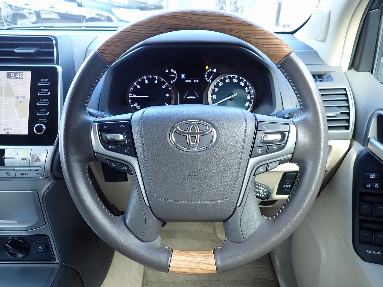 TOYOTA Land Cruiser Prado