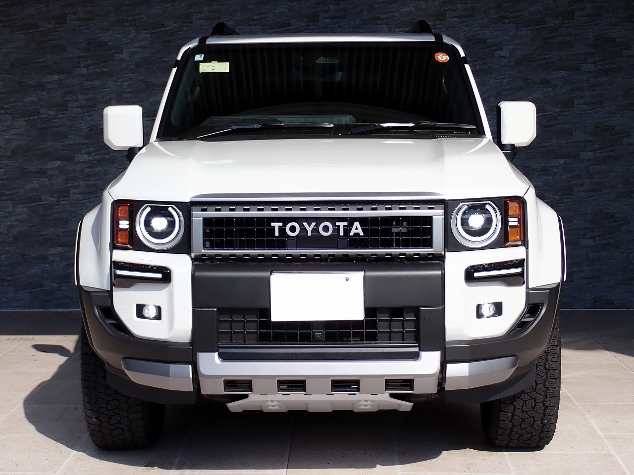 TOYOTA Land Cruiser 250