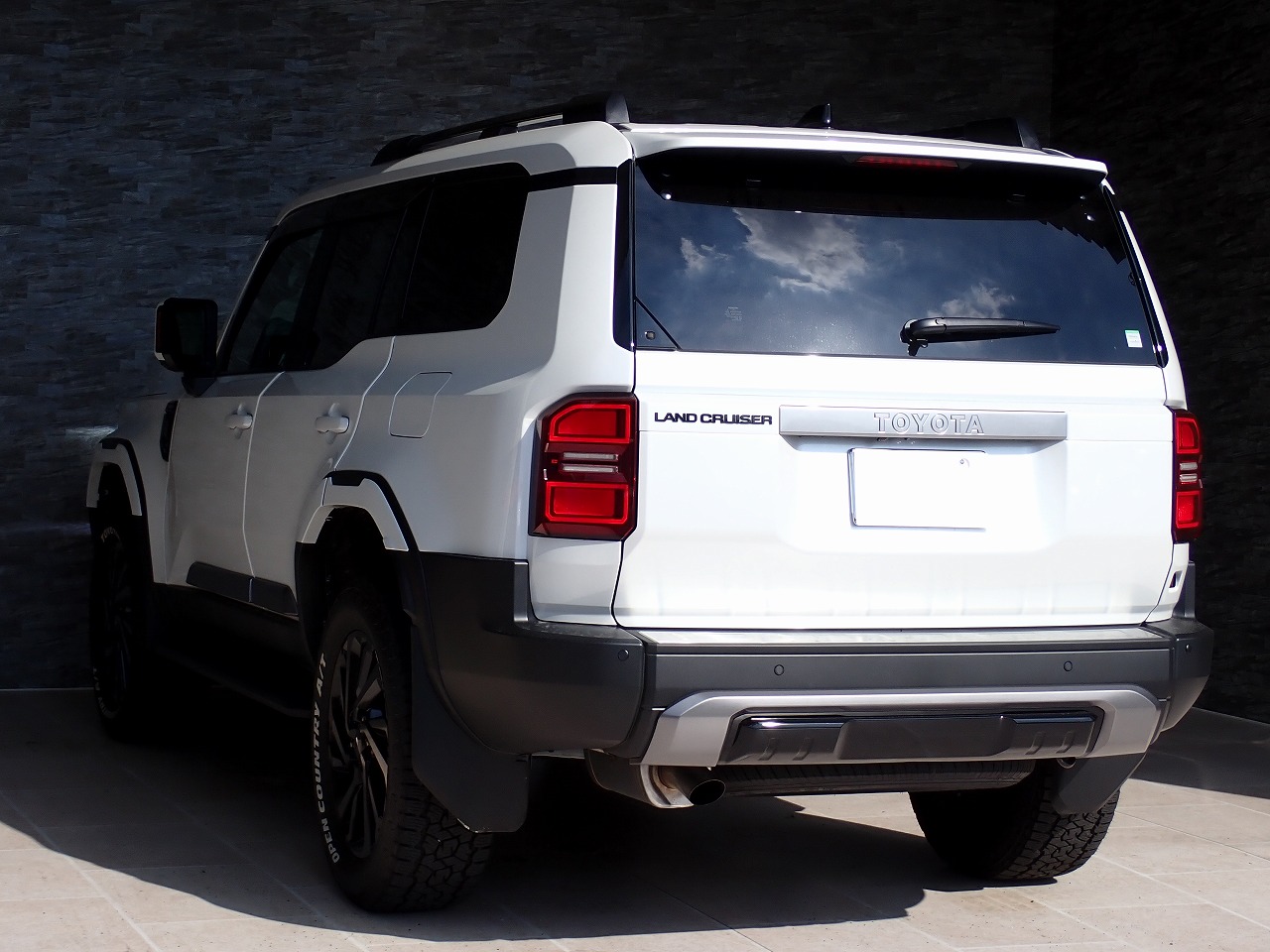 TOYOTA Land Cruiser 250