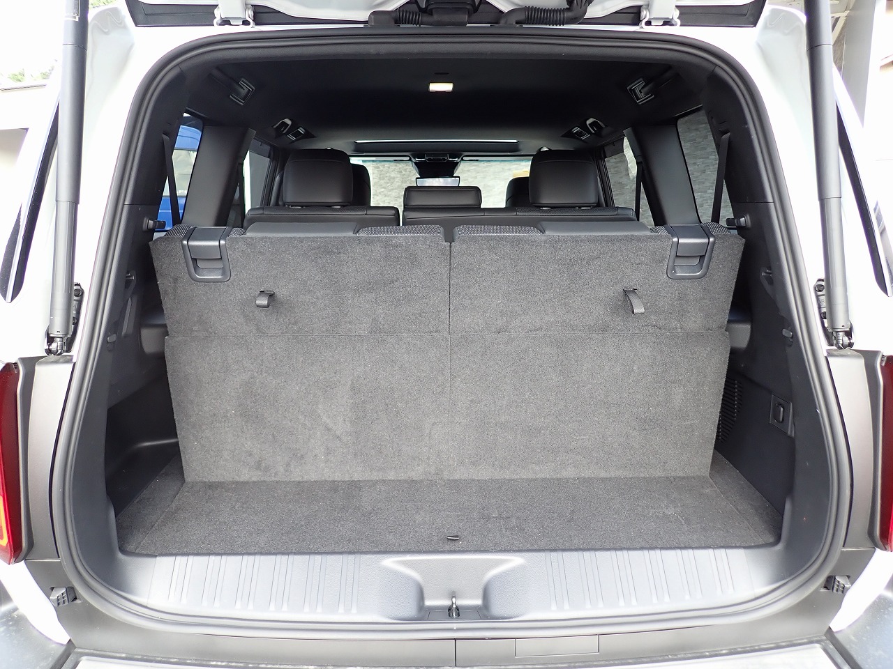 TOYOTA Land Cruiser 250