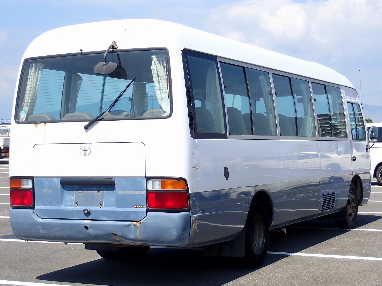 TOYOTA Coaster