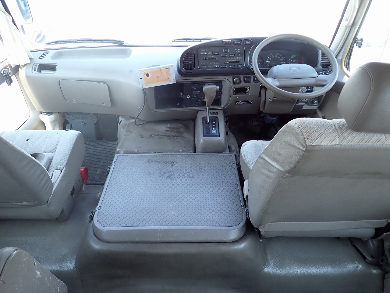 TOYOTA Coaster