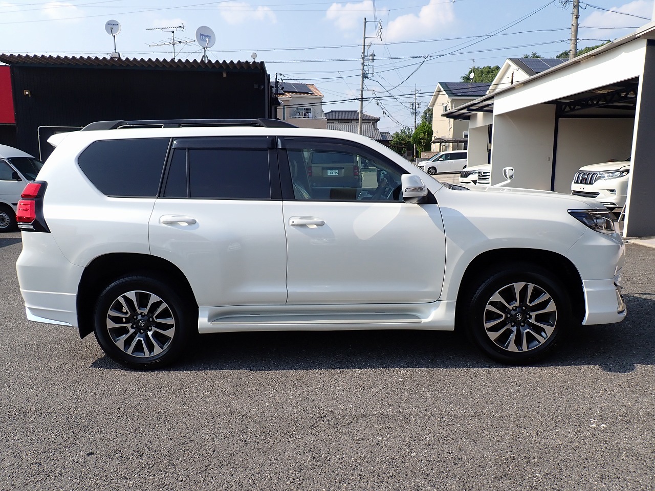 TOYOTA Land Cruiser Prado