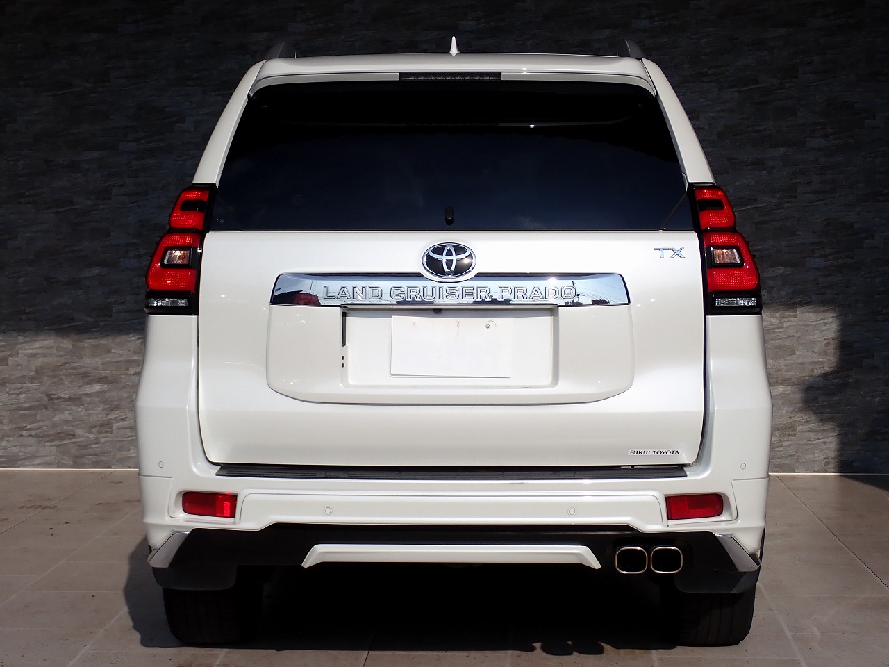 TOYOTA Land Cruiser Prado