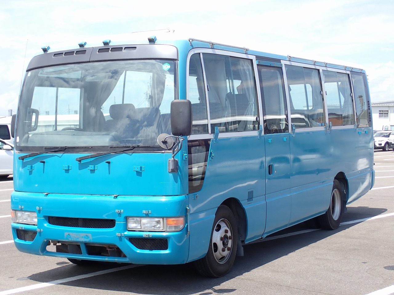 NISSAN Civilian Bus