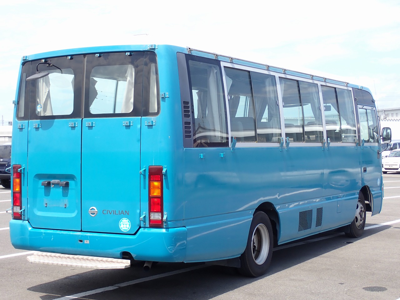 NISSAN Civilian Bus