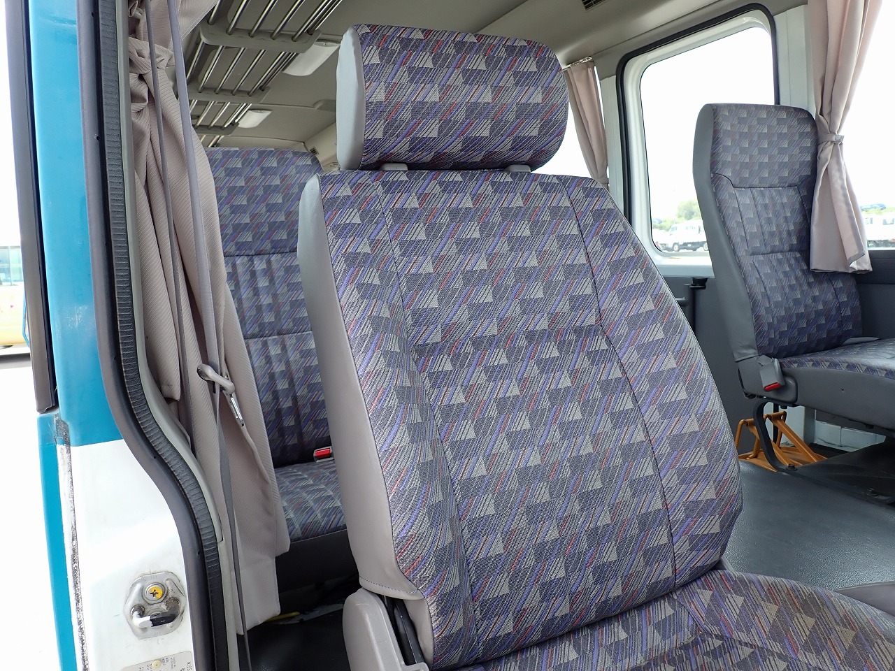 NISSAN Civilian Bus