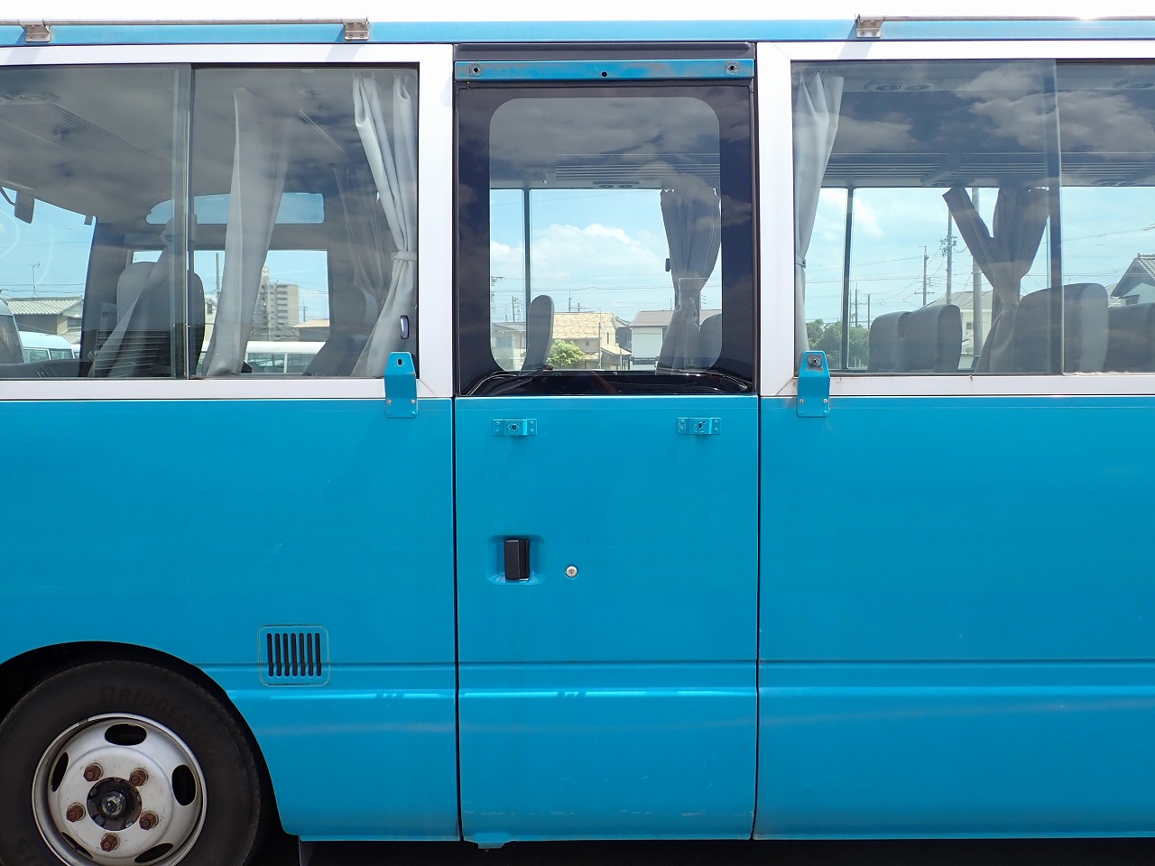 NISSAN Civilian Bus