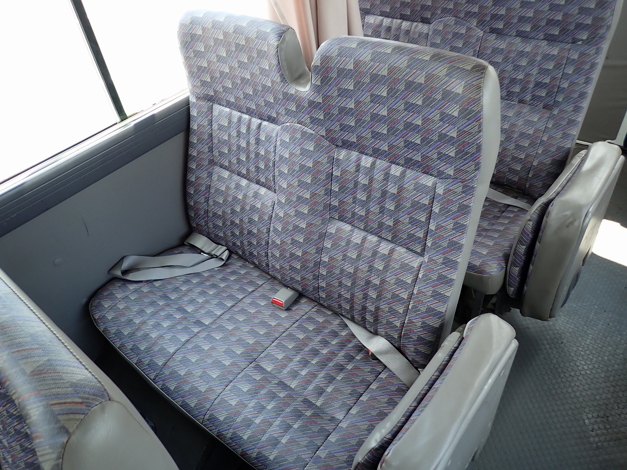 NISSAN Civilian Bus