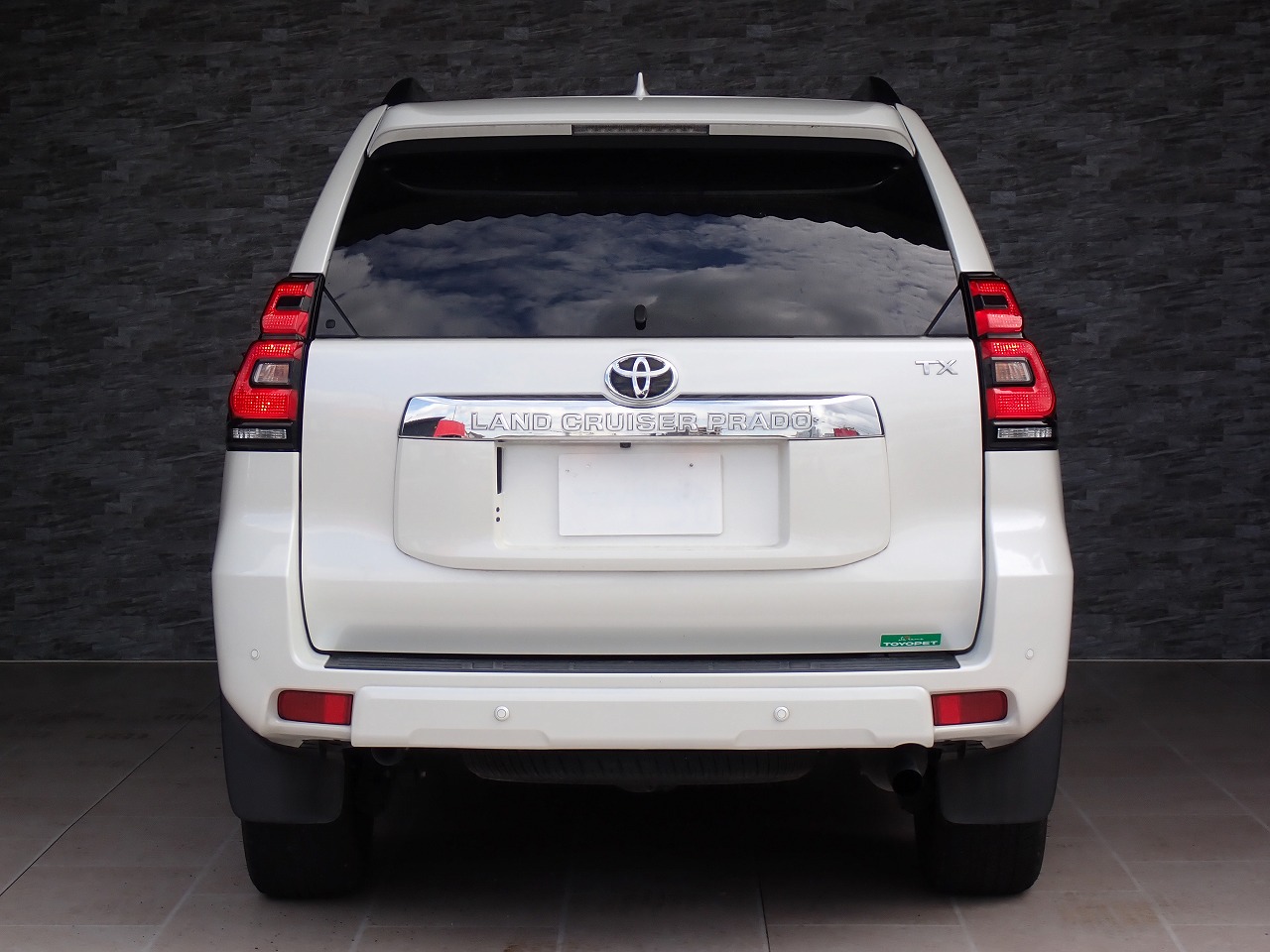 TOYOTA Land Cruiser Prado