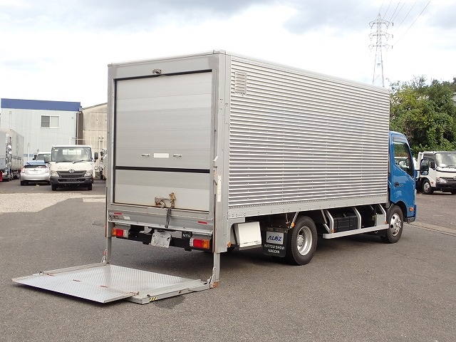 HINO Dutro