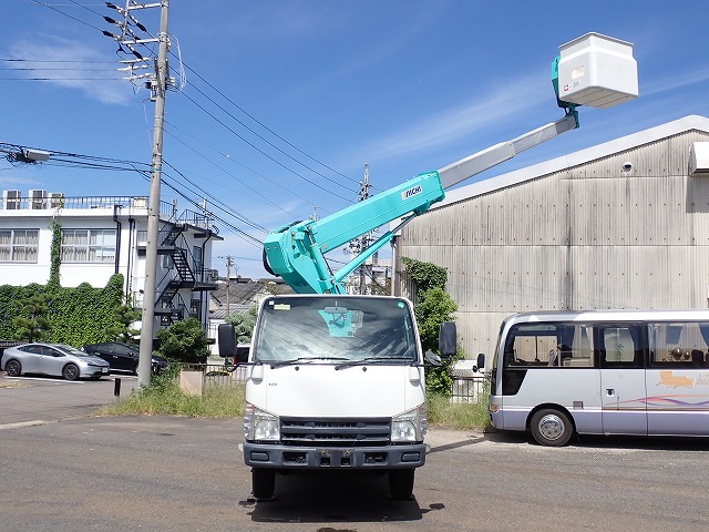 ISUZU Elf Truck