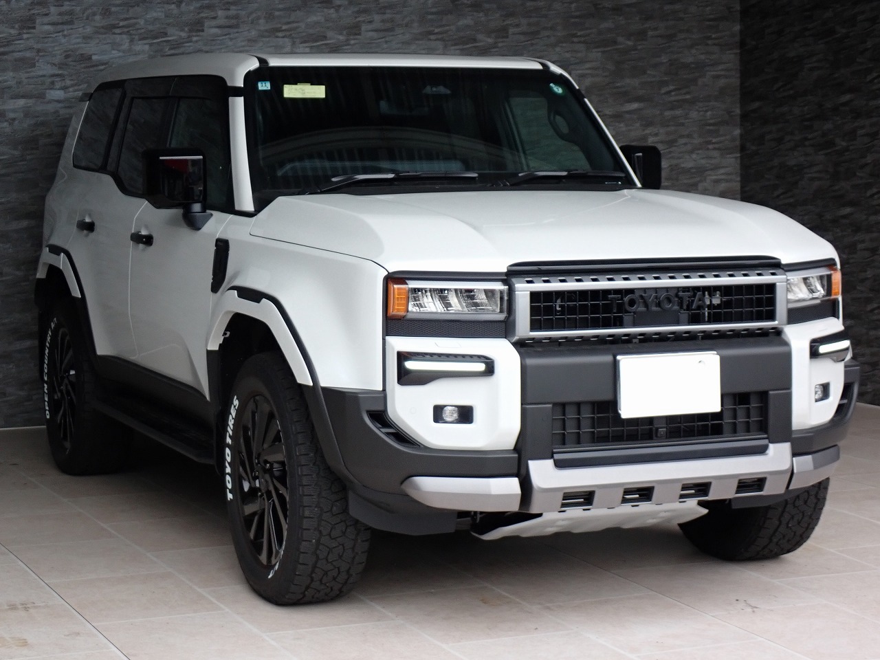 TOYOTA Land Cruiser 250