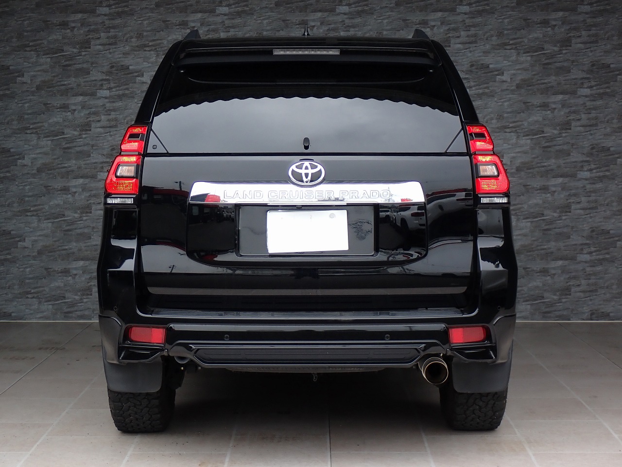 TOYOTA Land Cruiser Prado