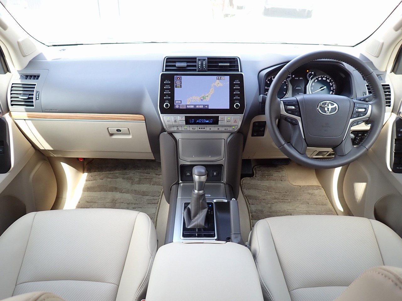 TOYOTA Land Cruiser Prado