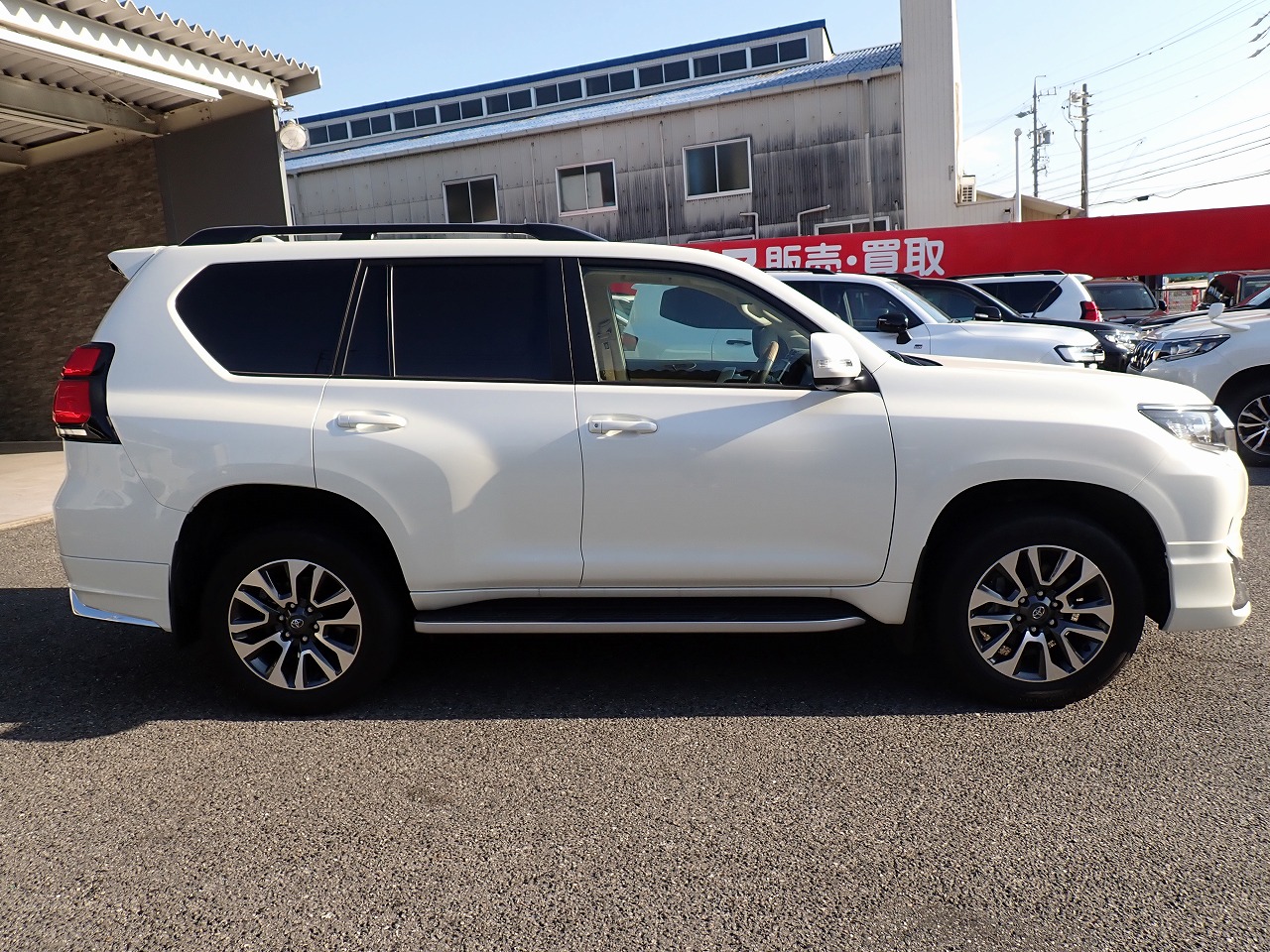 TOYOTA Land Cruiser Prado