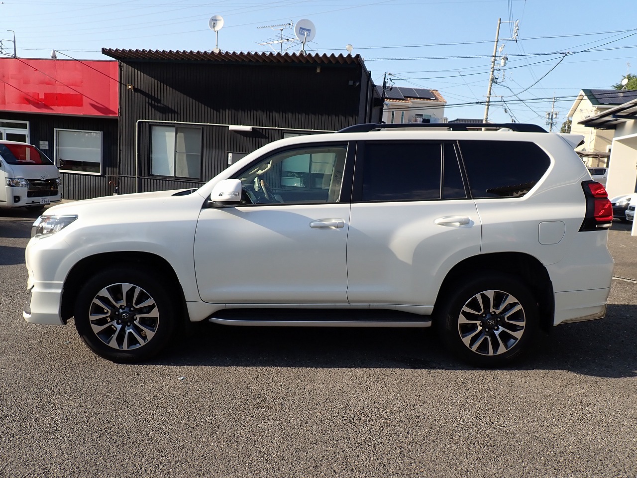 TOYOTA Land Cruiser Prado