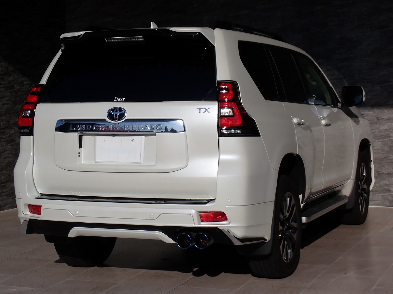 TOYOTA Land Cruiser Prado