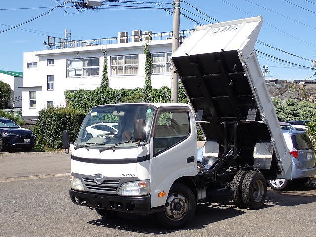HINO Dutro