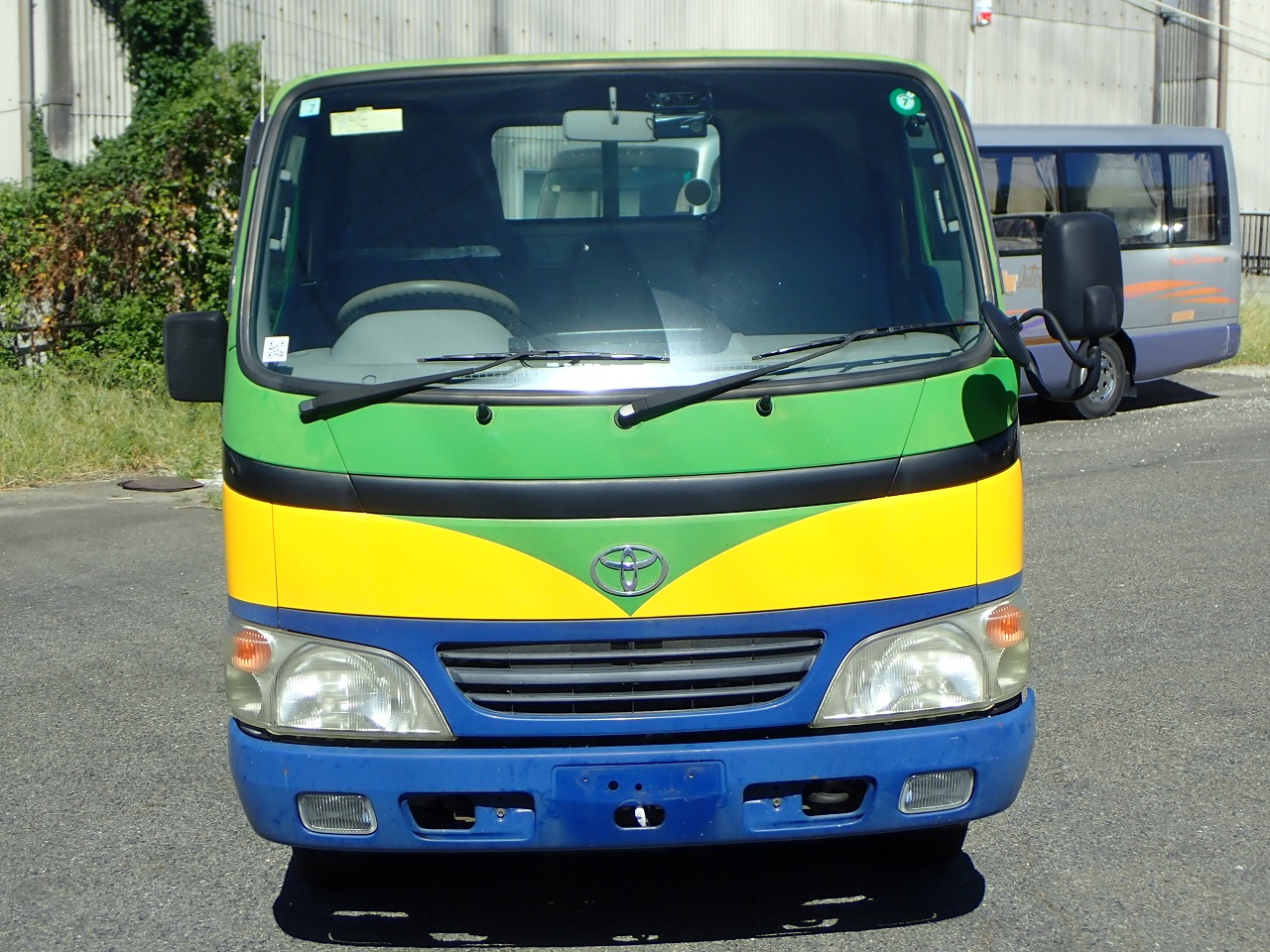 TOYOTA Dyna Truck