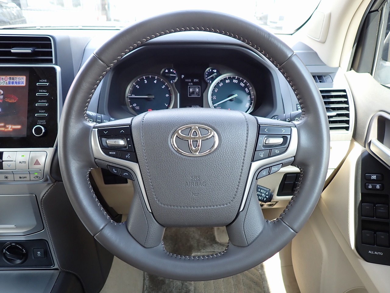TOYOTA Land Cruiser Prado