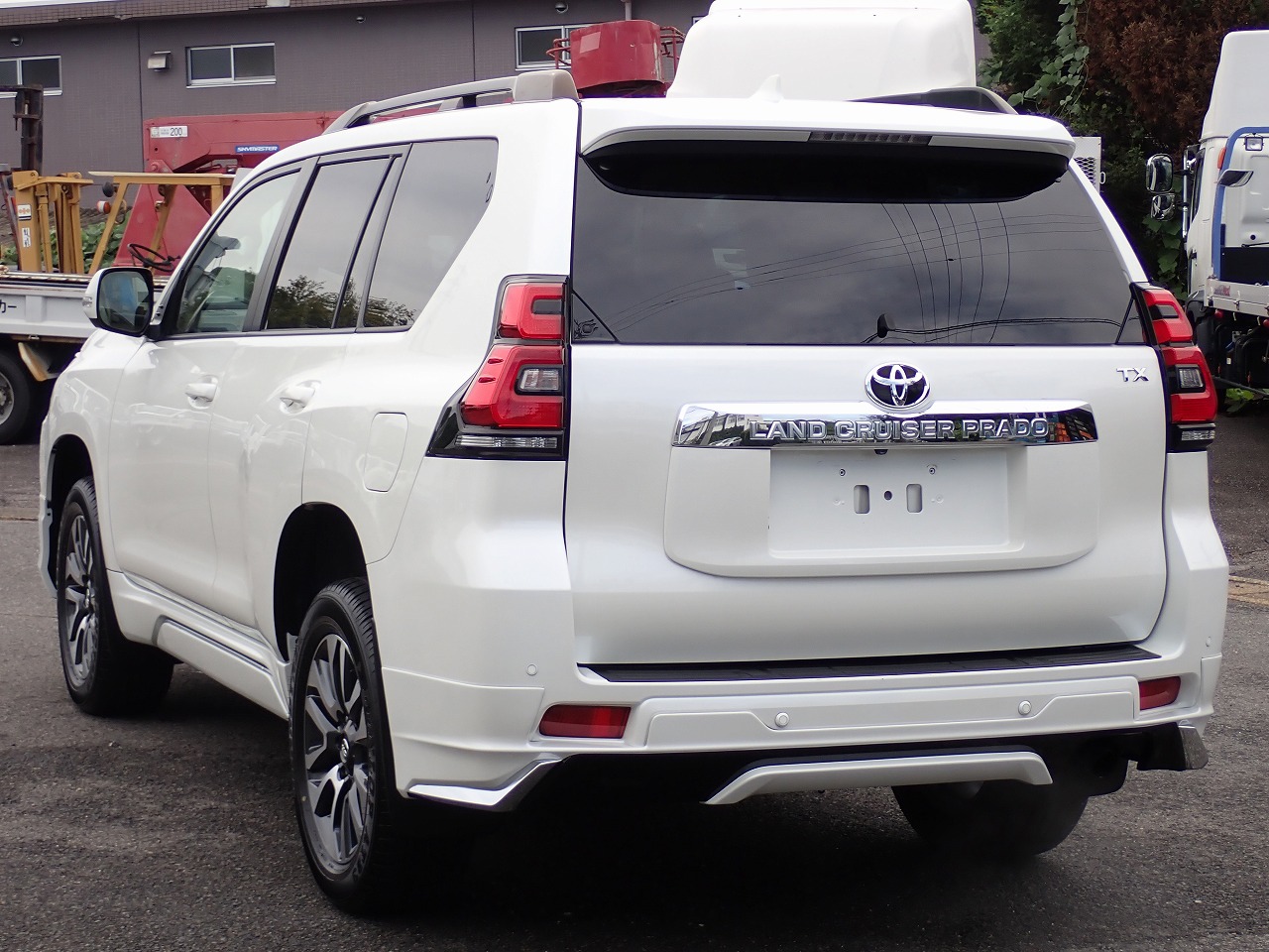 TOYOTA Land Cruiser Prado