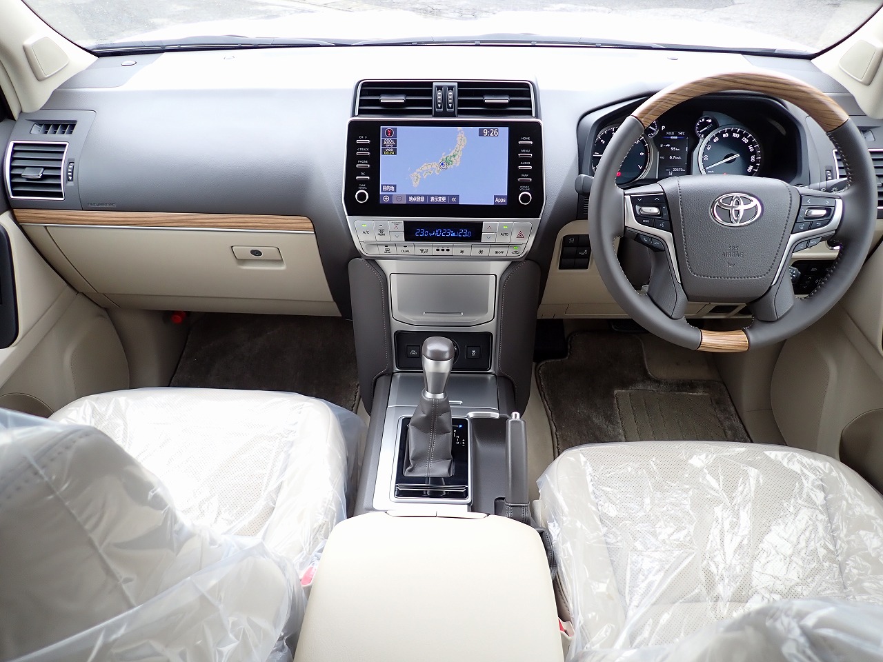 TOYOTA Land Cruiser Prado