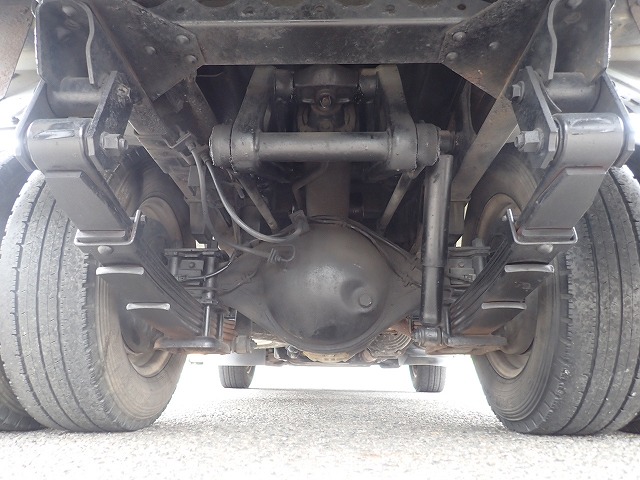 ISUZU Elf Truck